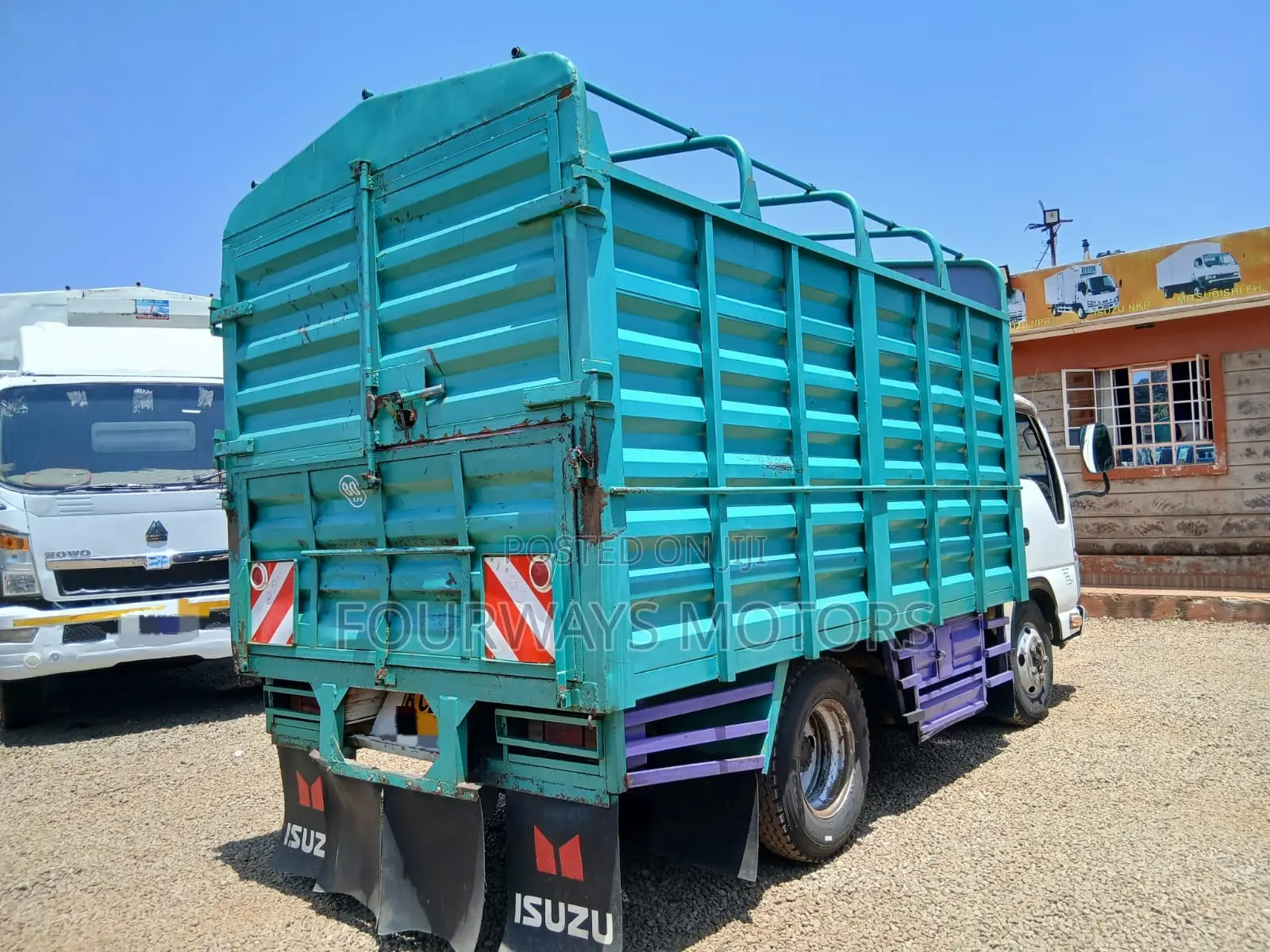 2014 Isuzu Elf