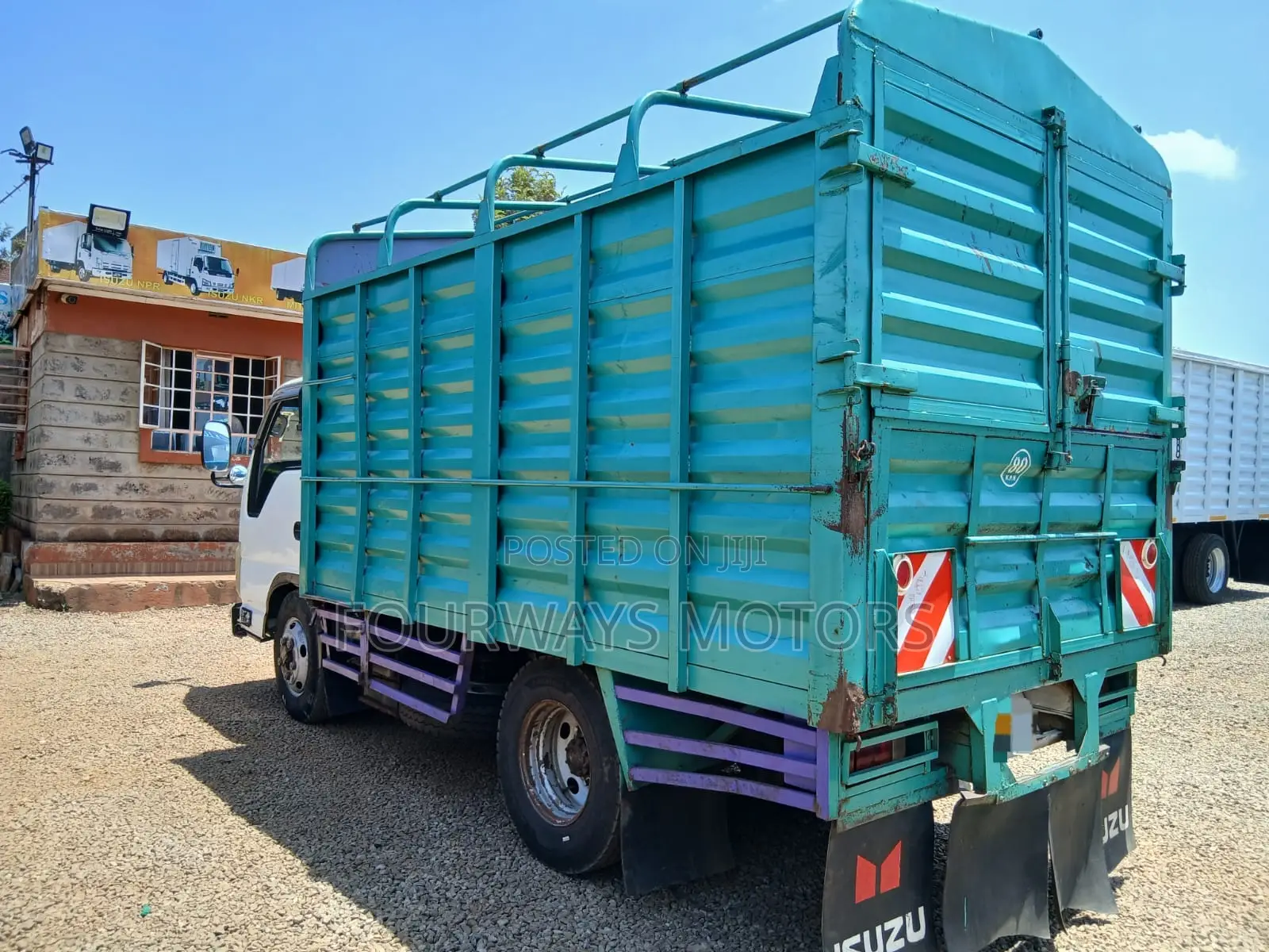 2014 Isuzu Elf