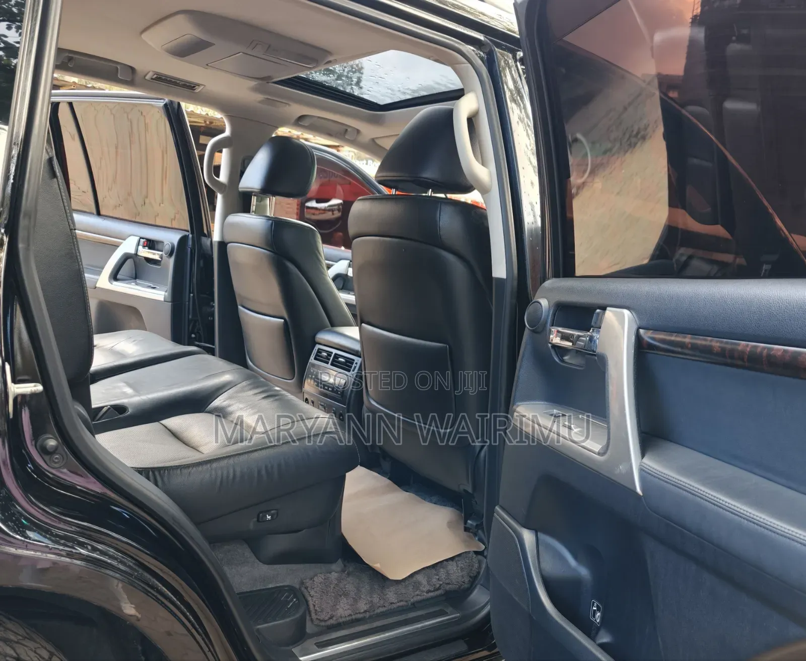 Toyota Land Cruiser 2012 Black