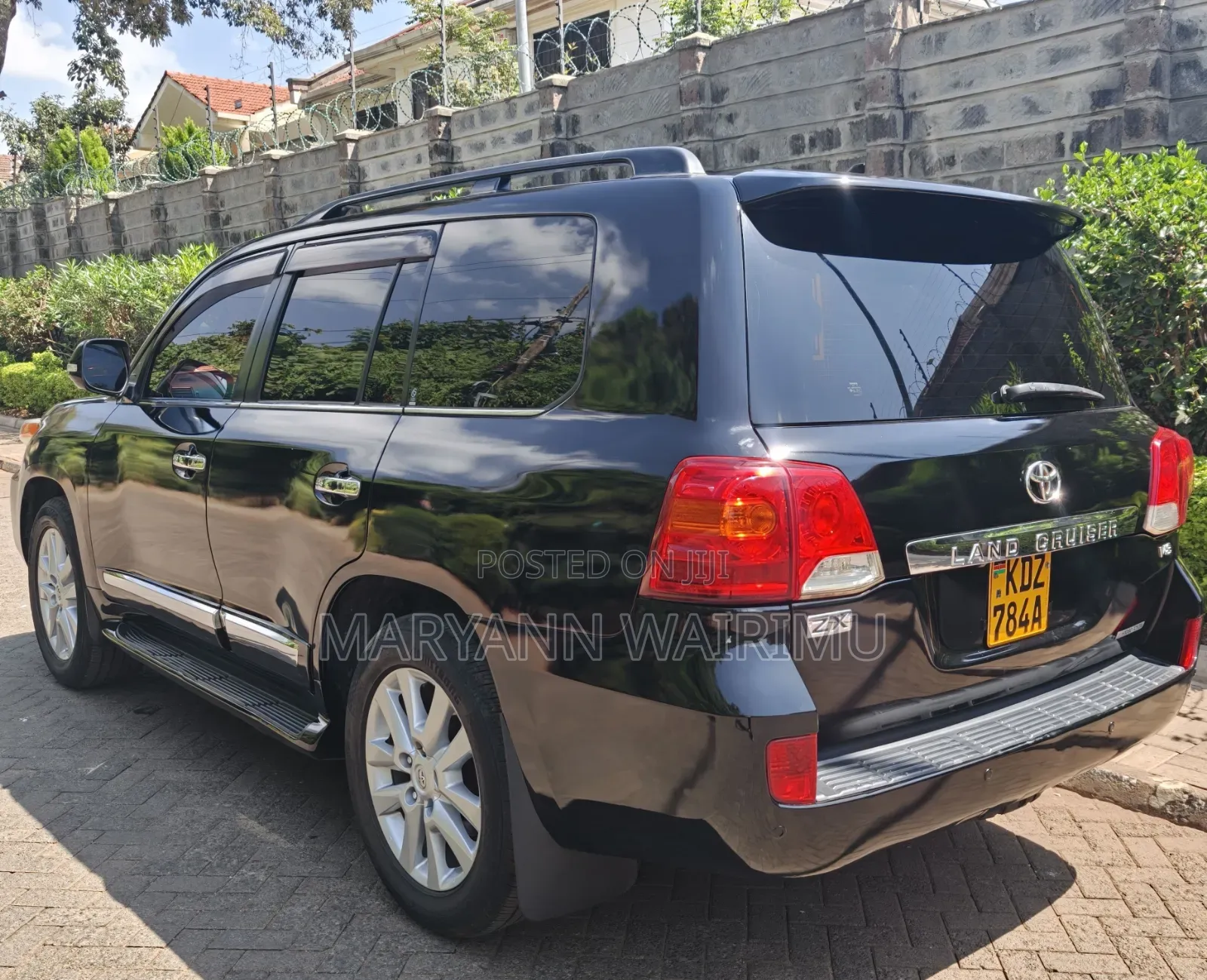 Toyota Land Cruiser 2012 Black
