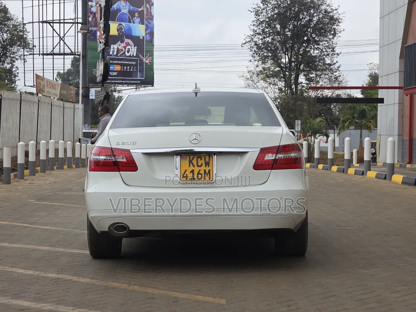 Mercedes-Benz E250 2012 White