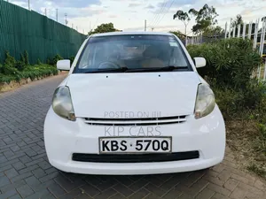 Toyota Passo 2006 White
