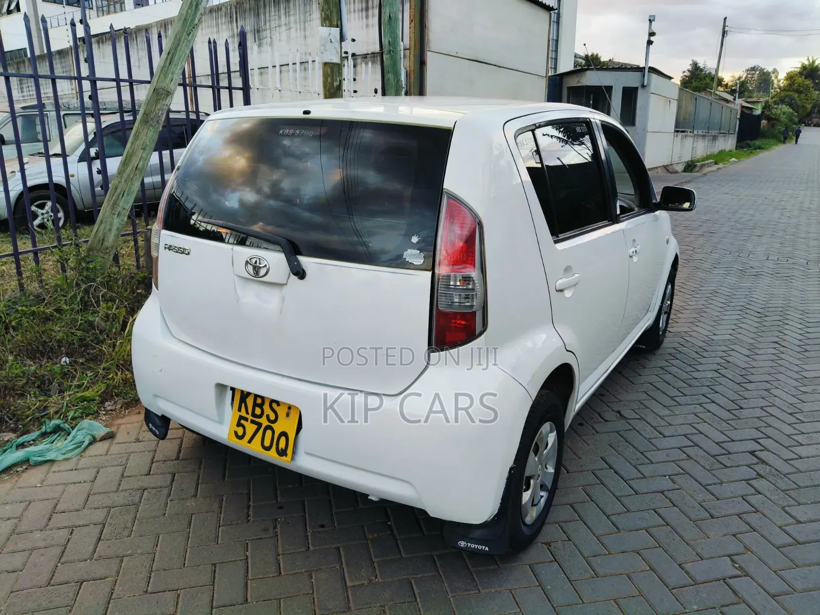 Toyota Passo 2006 White