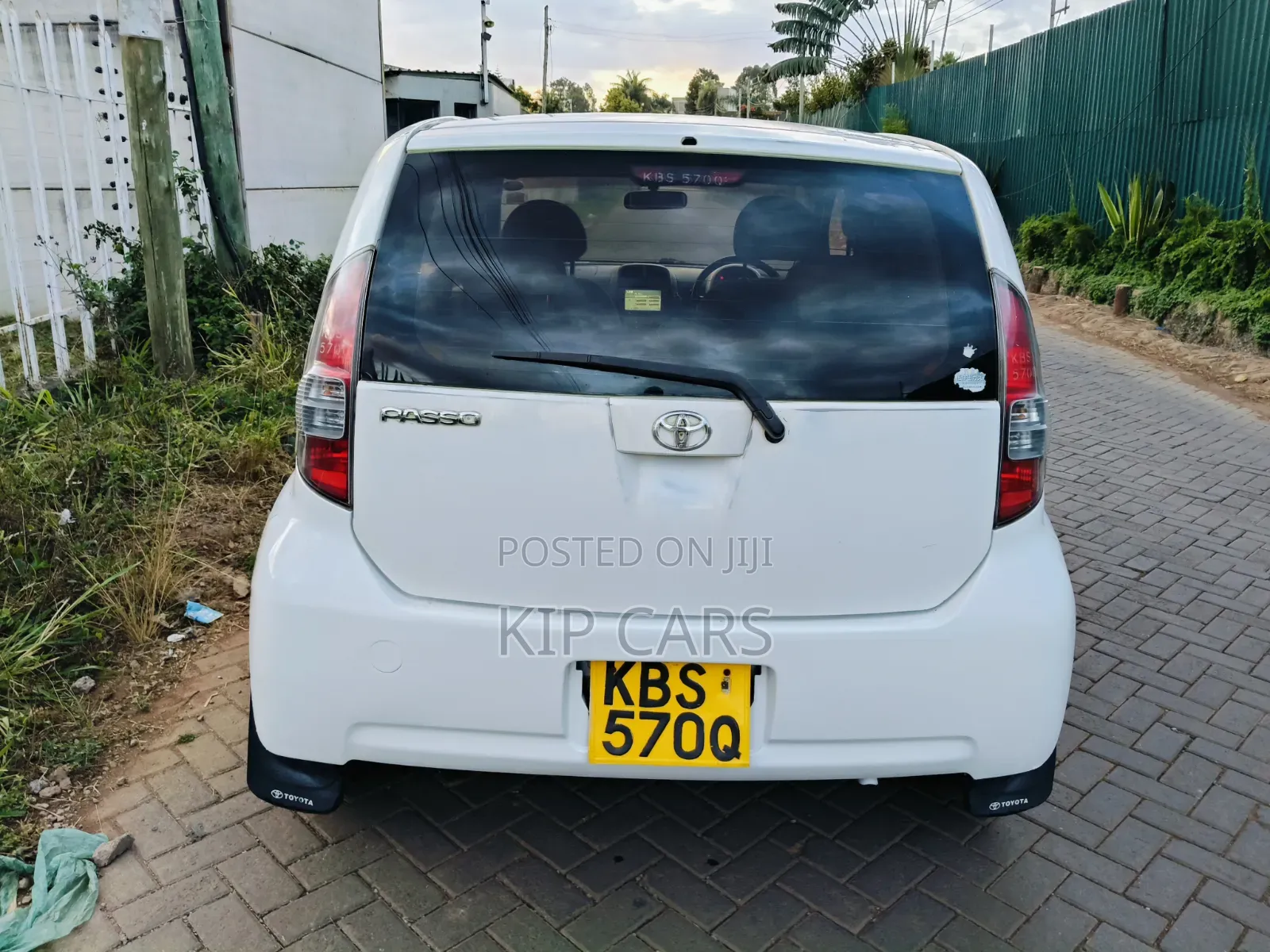 Toyota Passo 2006 White