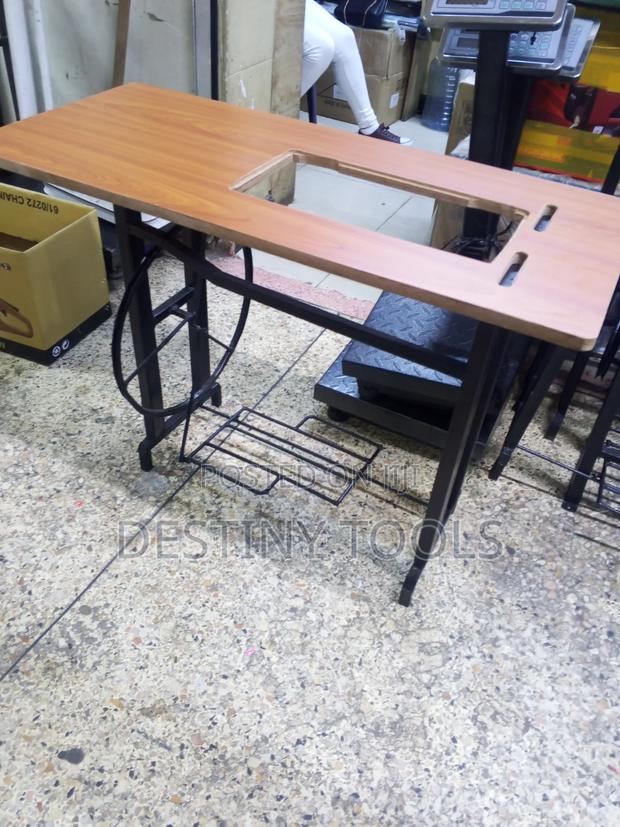 Local Sewing Table