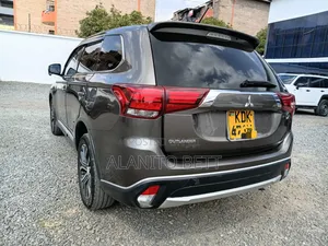 Mitsubishi Outlander 2015 Gray