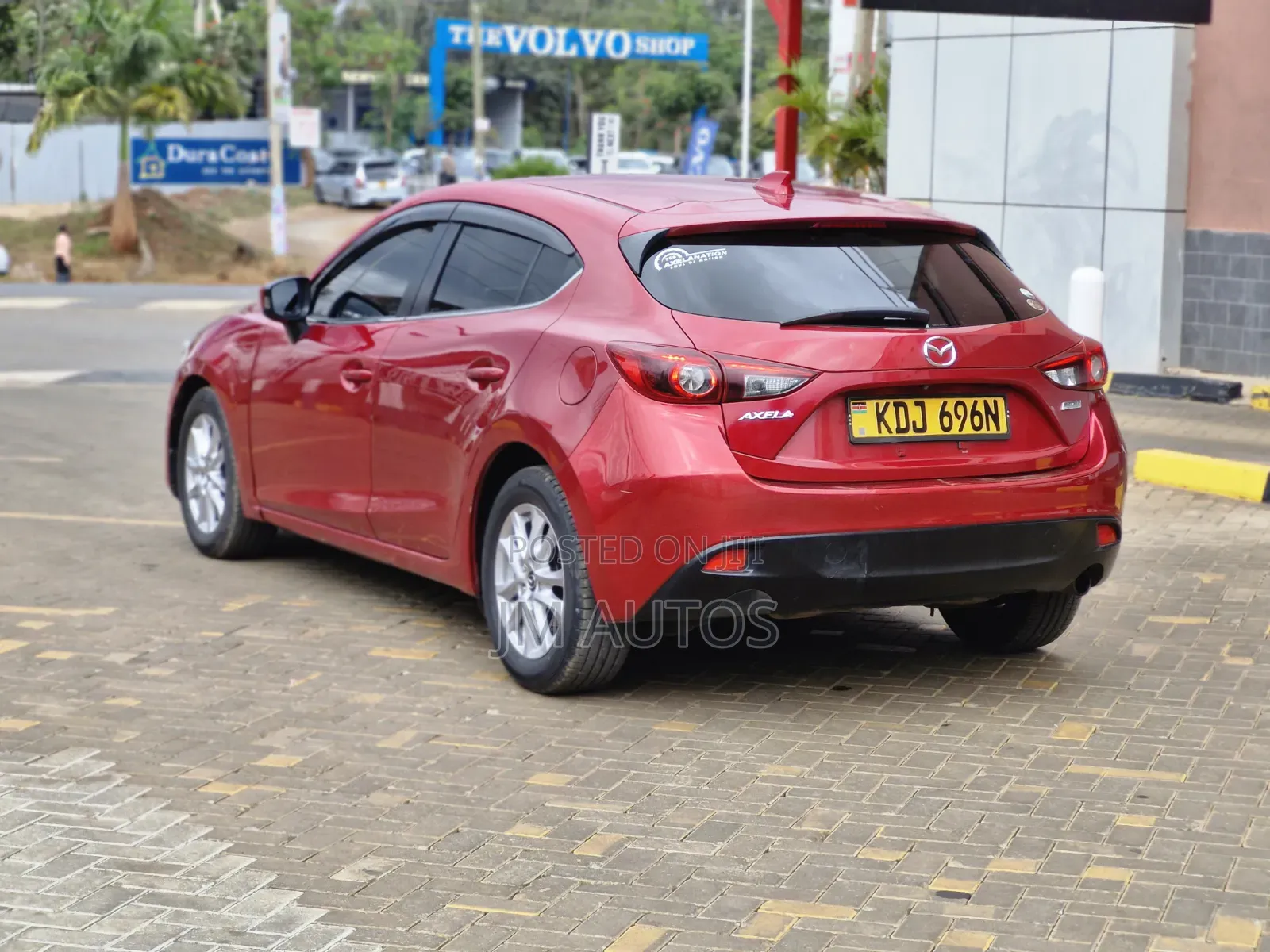 Mazda Axela 2015 Red