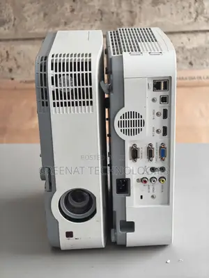 NEC ME331W 3300 Lumens WXGA LCD Projector - HDMI & VGA - Ex-Us