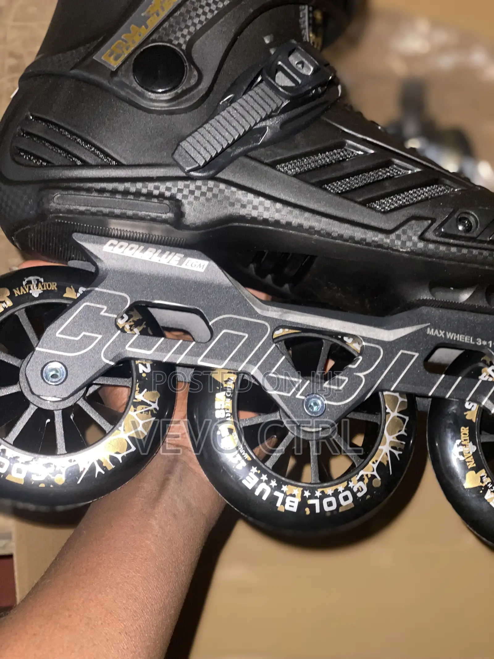 Tri Skates