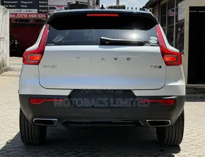 Volvo XC40 T5 Petrol AWD 2019 Pearl