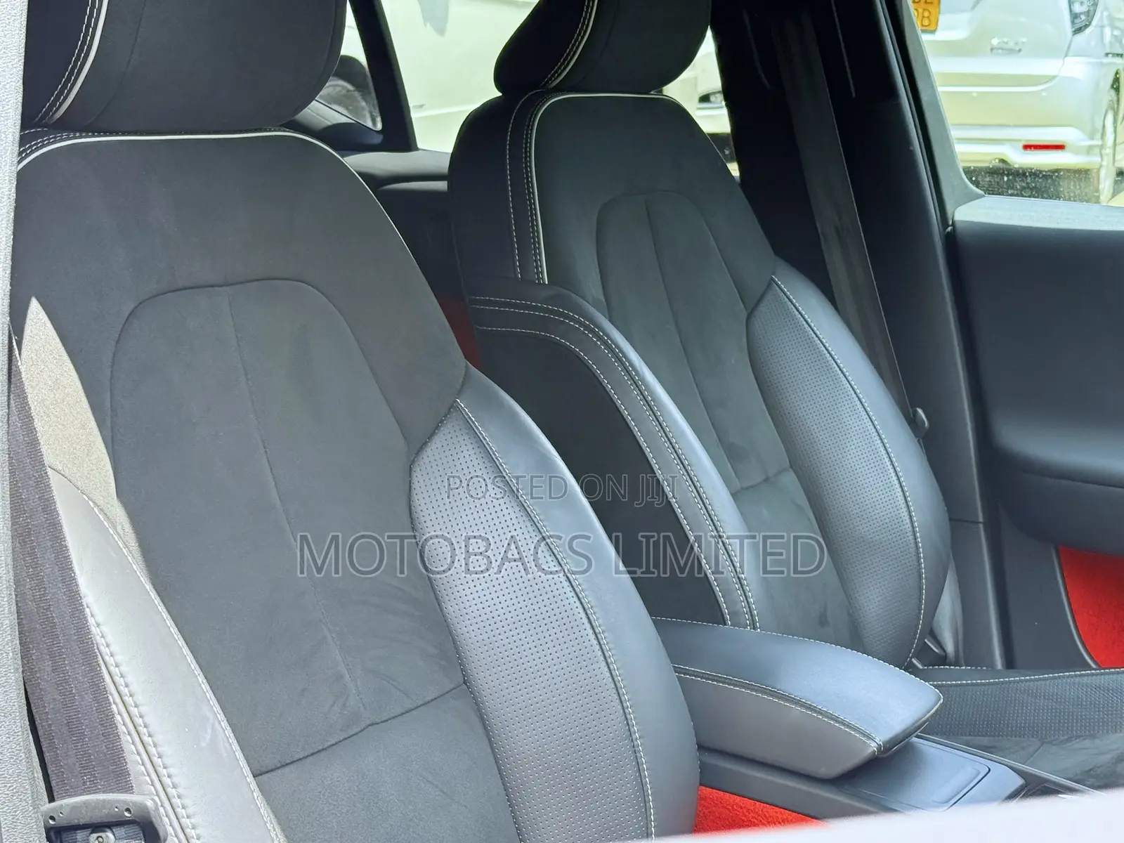 Volvo XC40 T5 Petrol AWD 2019 Pearl