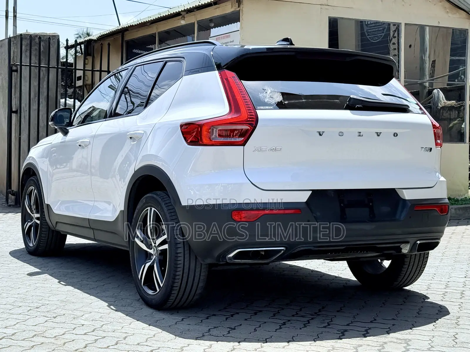 Volvo XC40 T5 Petrol AWD 2019 Pearl
