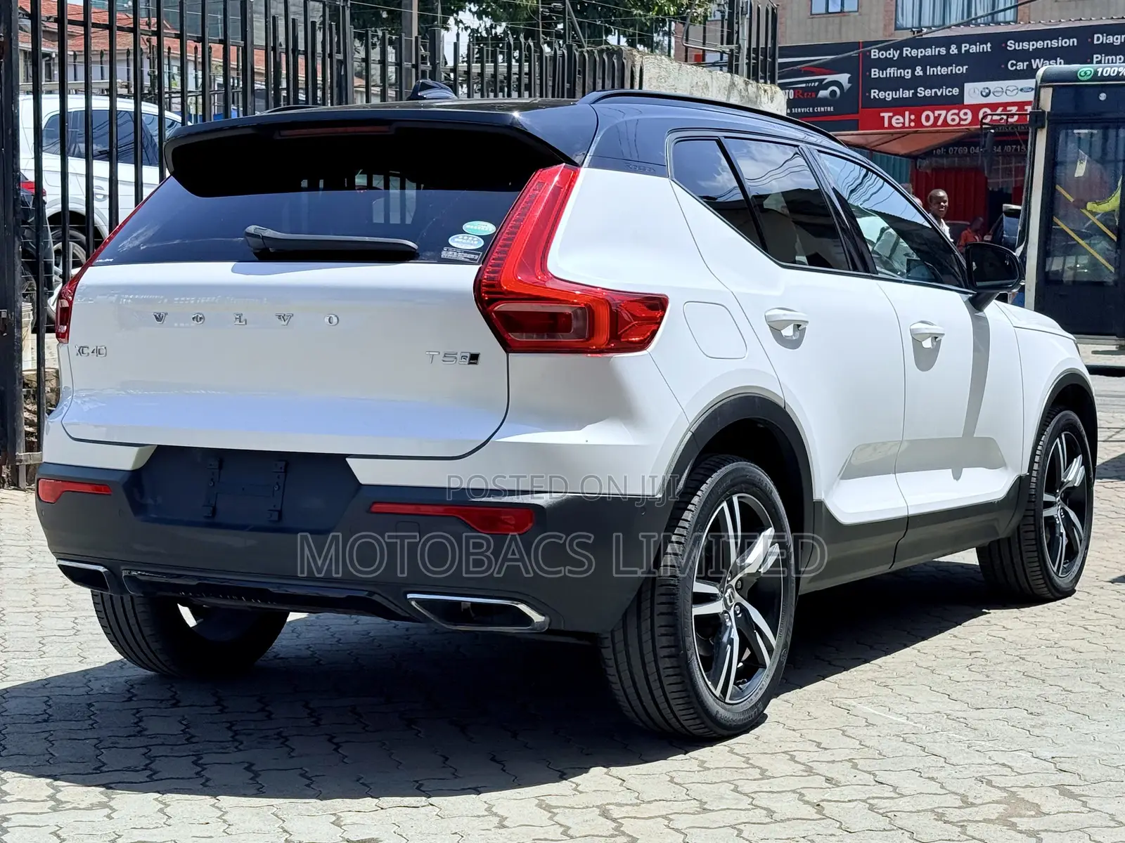 Volvo XC40 T5 Petrol AWD 2019 Pearl