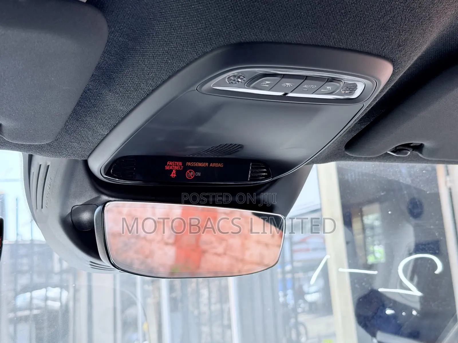 Volvo XC40 T5 Petrol AWD 2019 Pearl