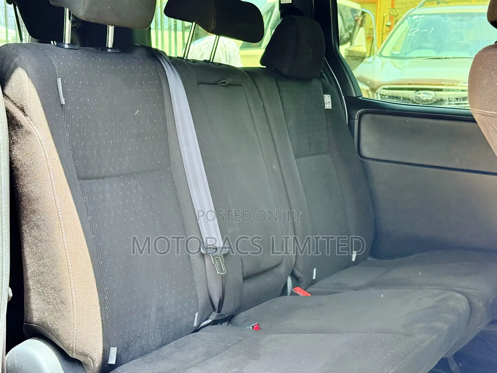 Toyota Noah 2.0 FWD (8 Seater) 2019 White