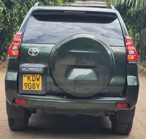 Toyota Land Cruiser Prado 2014 Green