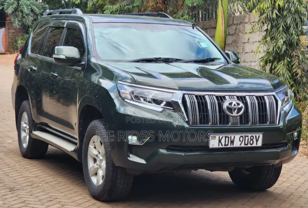 Toyota Land Cruiser Prado 2014 Green