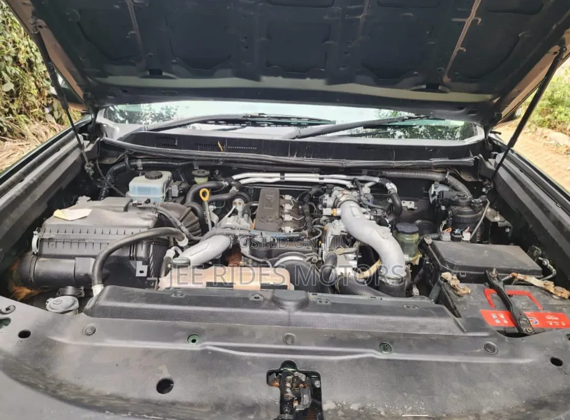 Toyota Land Cruiser Prado 2014 Green