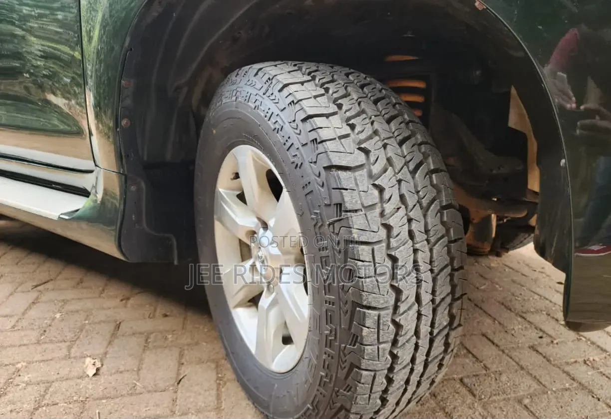 Toyota Land Cruiser Prado 2014 Green