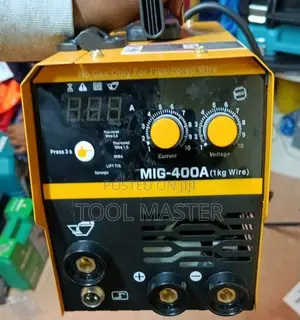 DeWalt 400A 2-in-1 MIG/MMA Welding Machine/Inverter Welding Machine