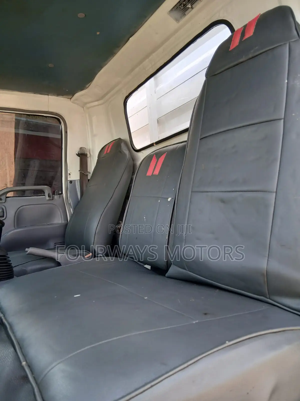 Isuzu NPR Kcu