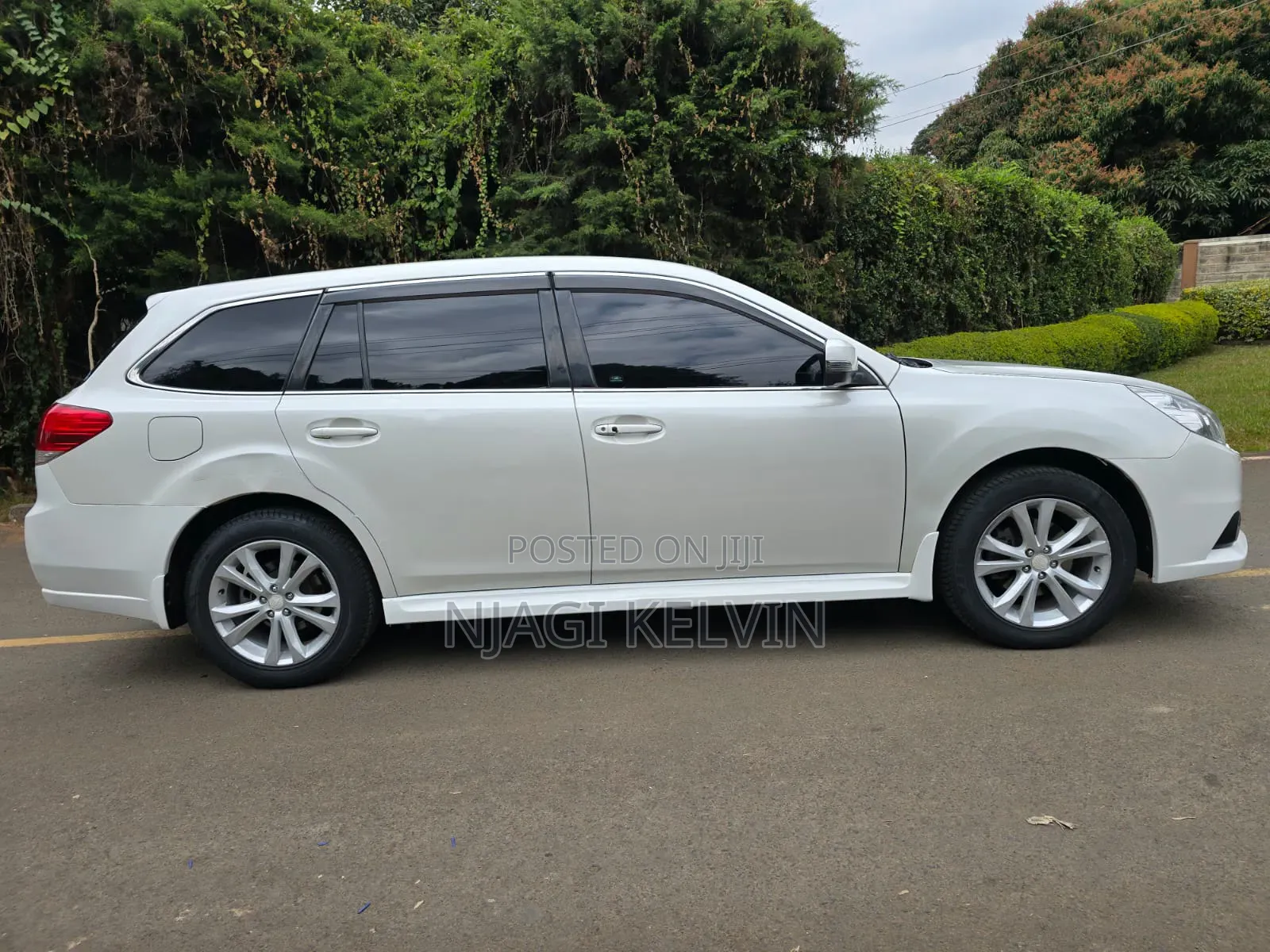 Subaru Legacy 2012 White