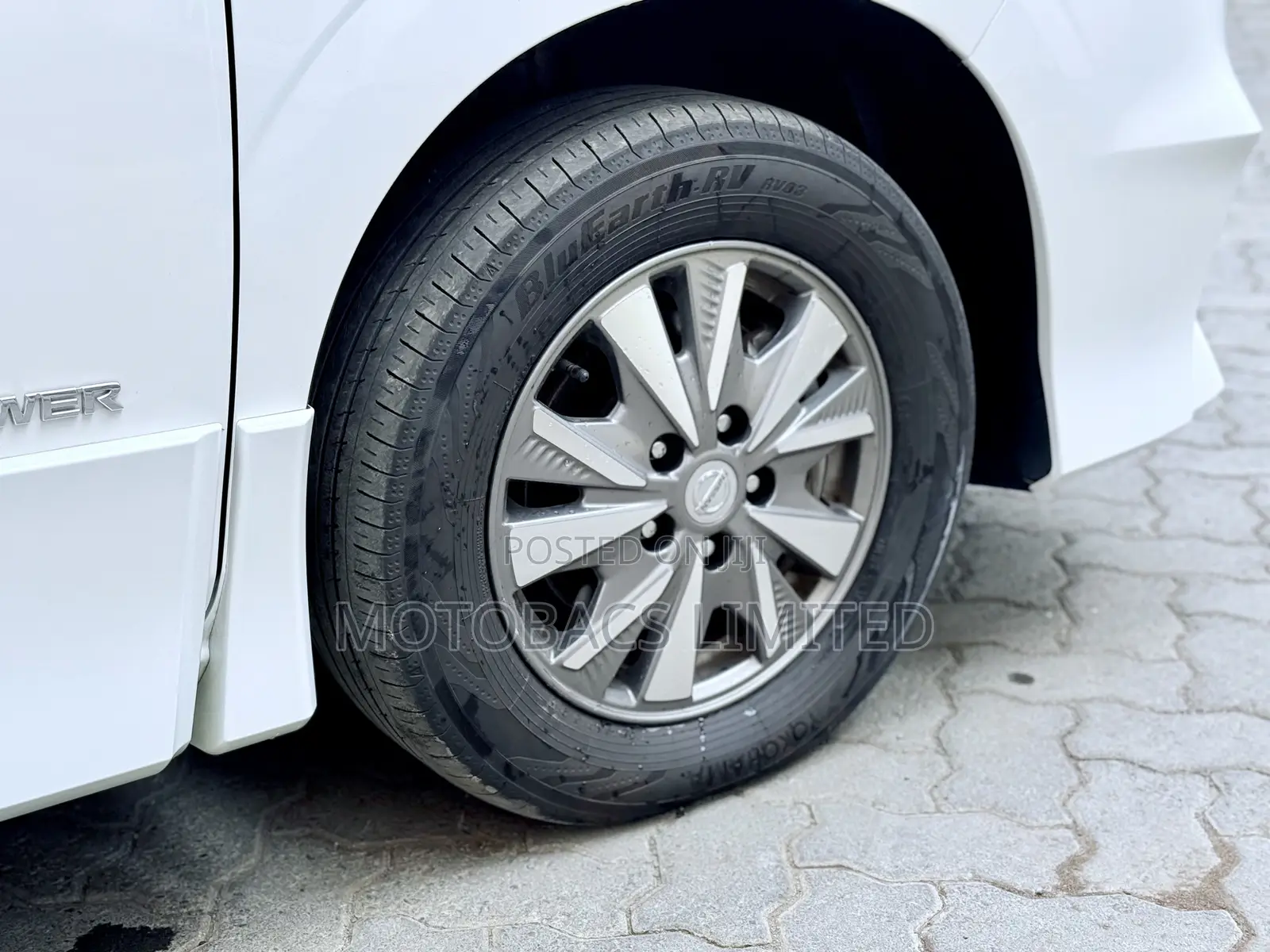 Nissan Serena 2019 White