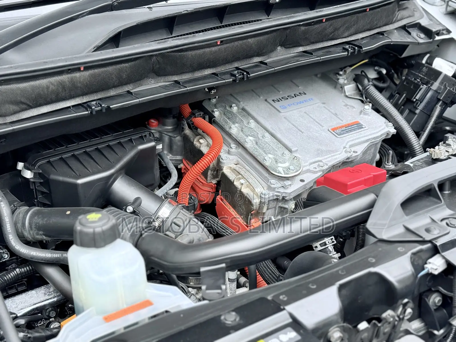 Nissan Serena 2019 White