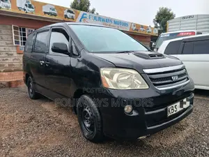 Toyota Noah 2005 Black