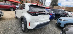 Toyota Yaris Cross 2021 White