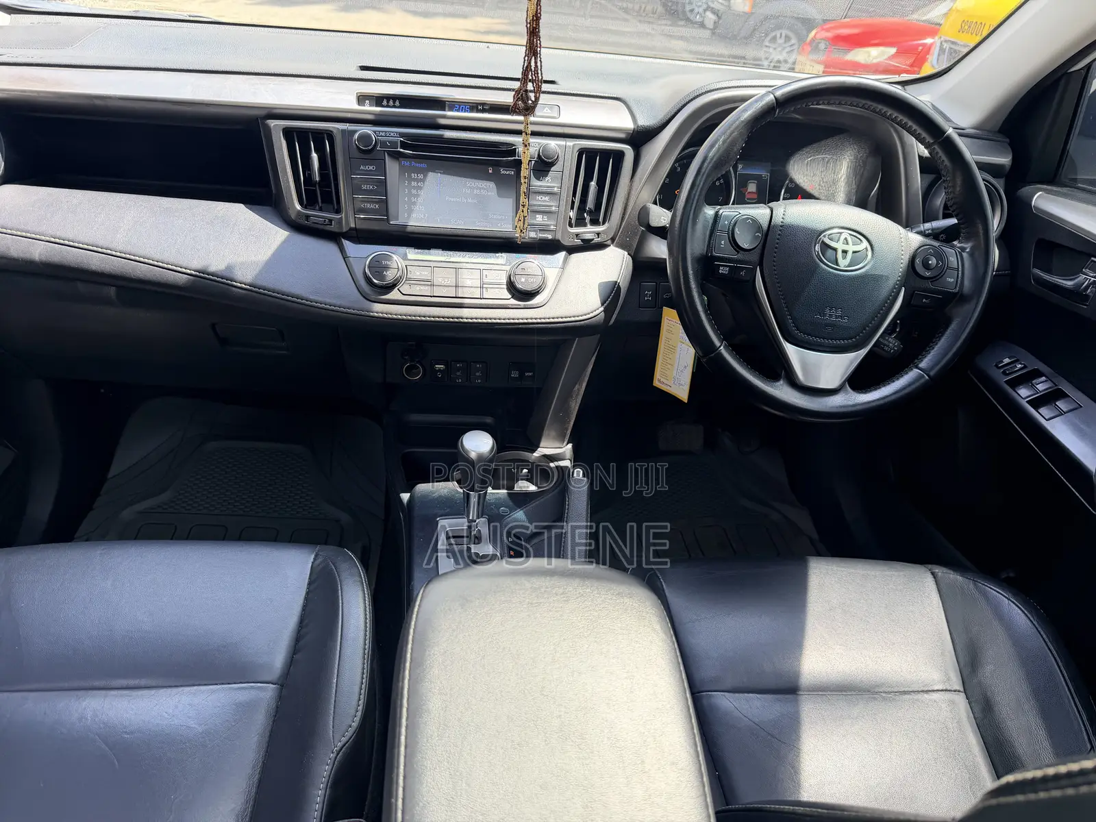Toyota RAV4 LE AWD (2.5L 4cyl 6A) 2016 White