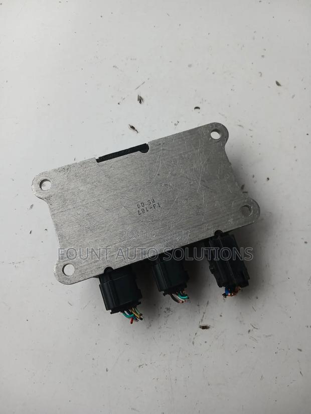 Fuel Injector Driver Control Module Lexus - thumbnail 2