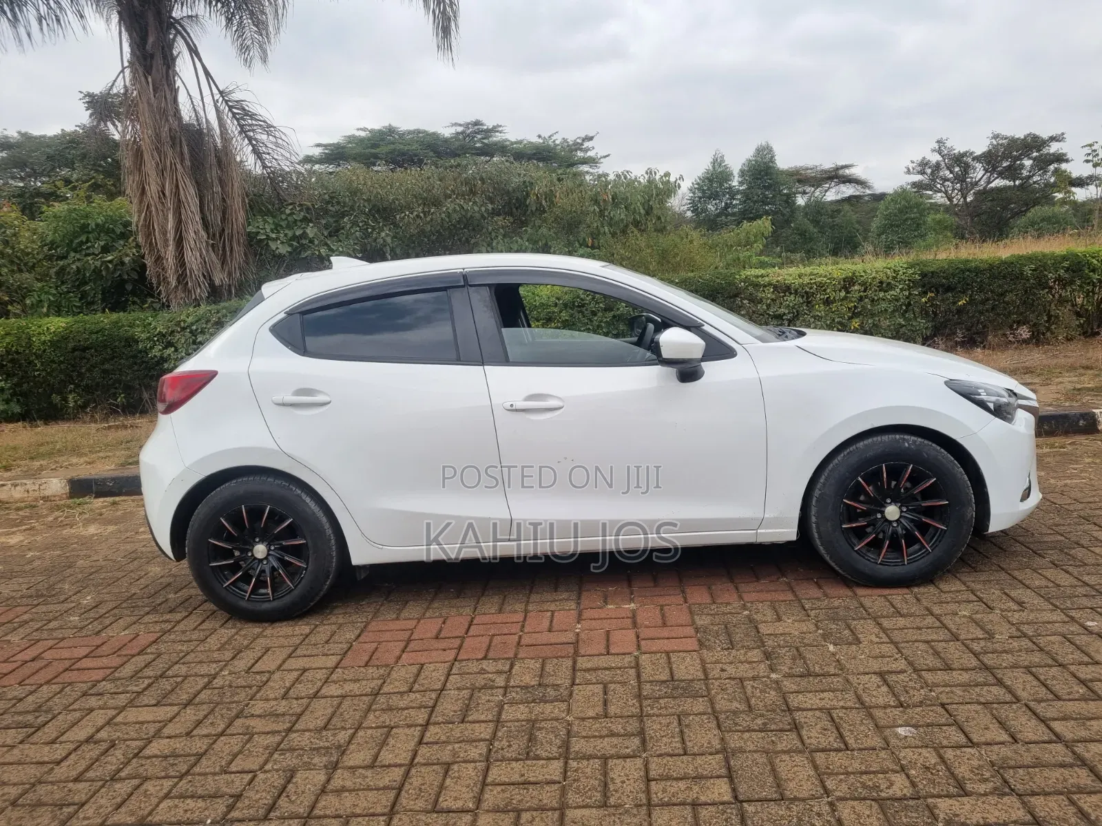 Mazda Demio 2018 White