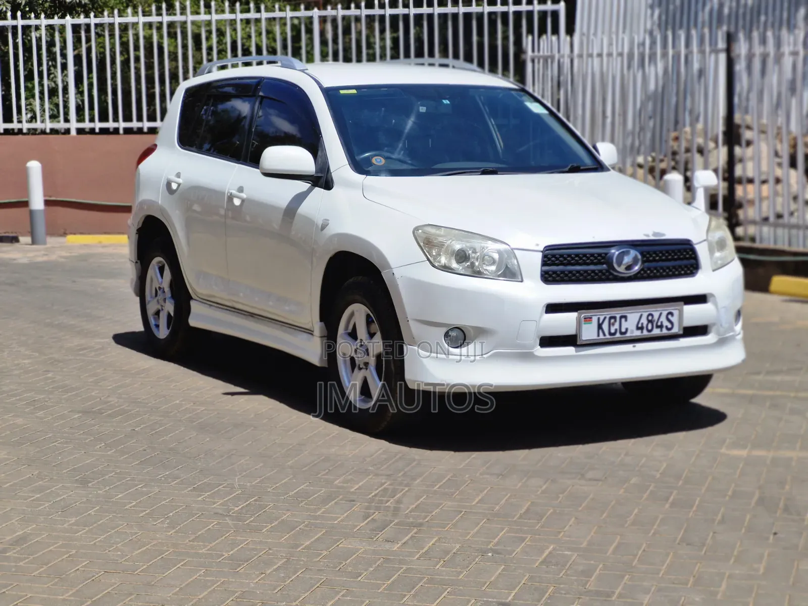 Toyota RAV4 2.4 2008 White