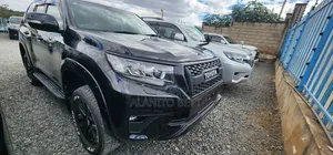 Toyota Land Cruiser Prado 2021 Black
