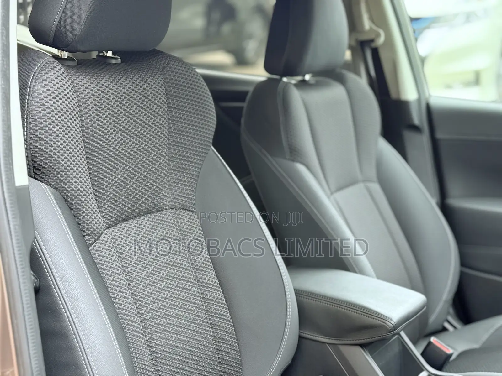 Subaru Forester Premium AWD 2019 Brown