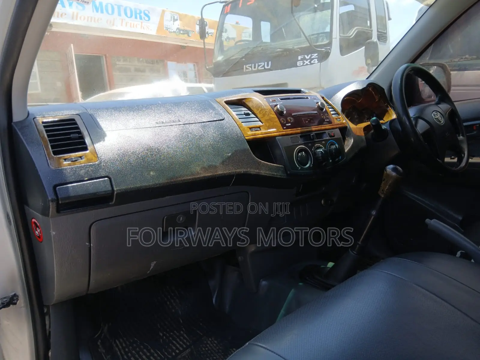 Toyota Hilux 2014 Silver
