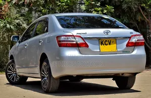 Toyota Premio 1.5 FWD 2012 Silver