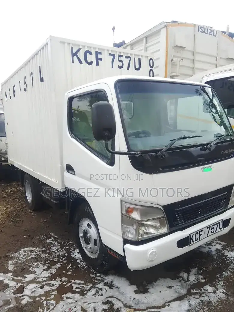Isuzu Canter 2015 White