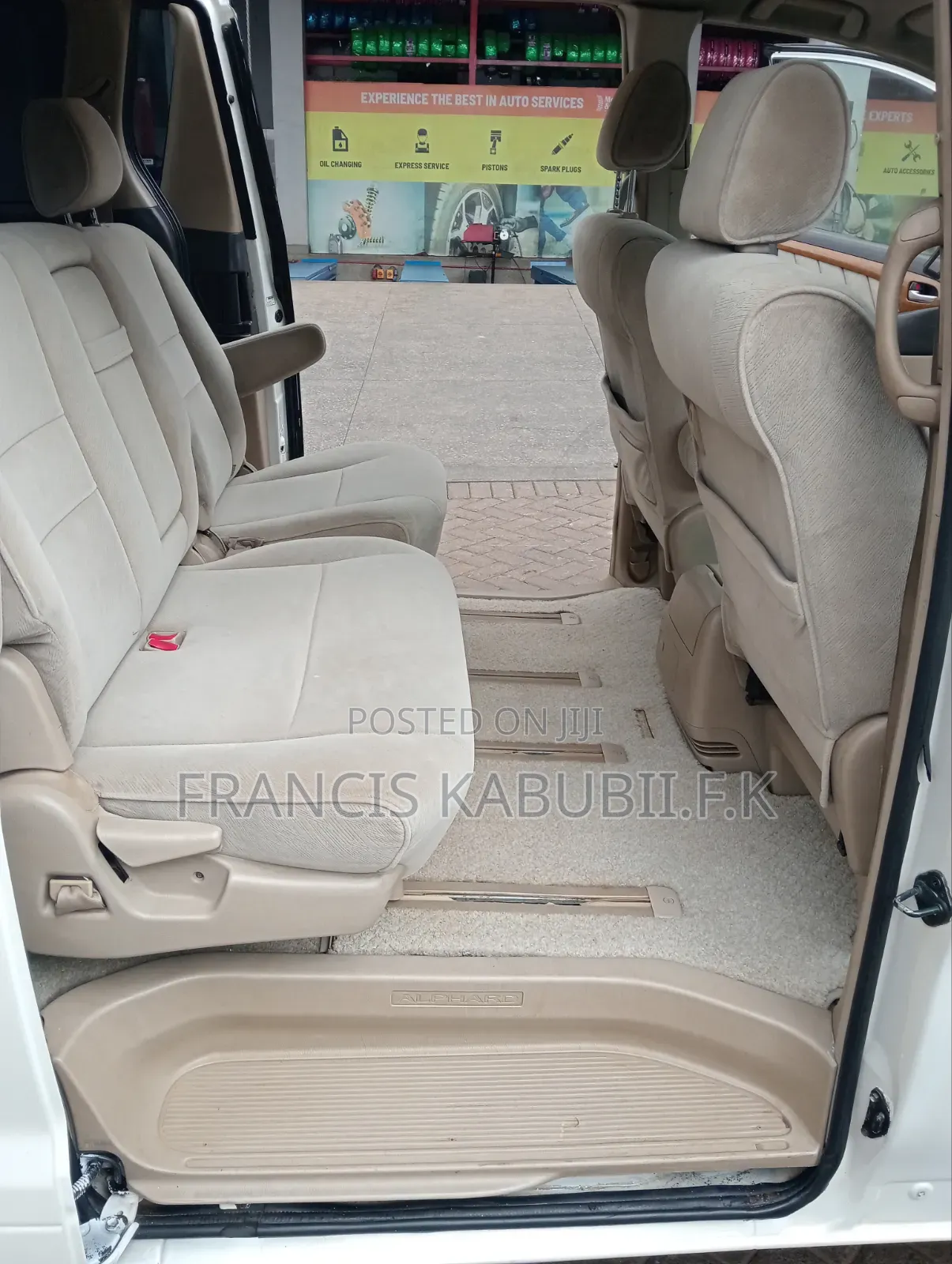 Toyota Alphard 2.4 Petrol FWD 2006 White