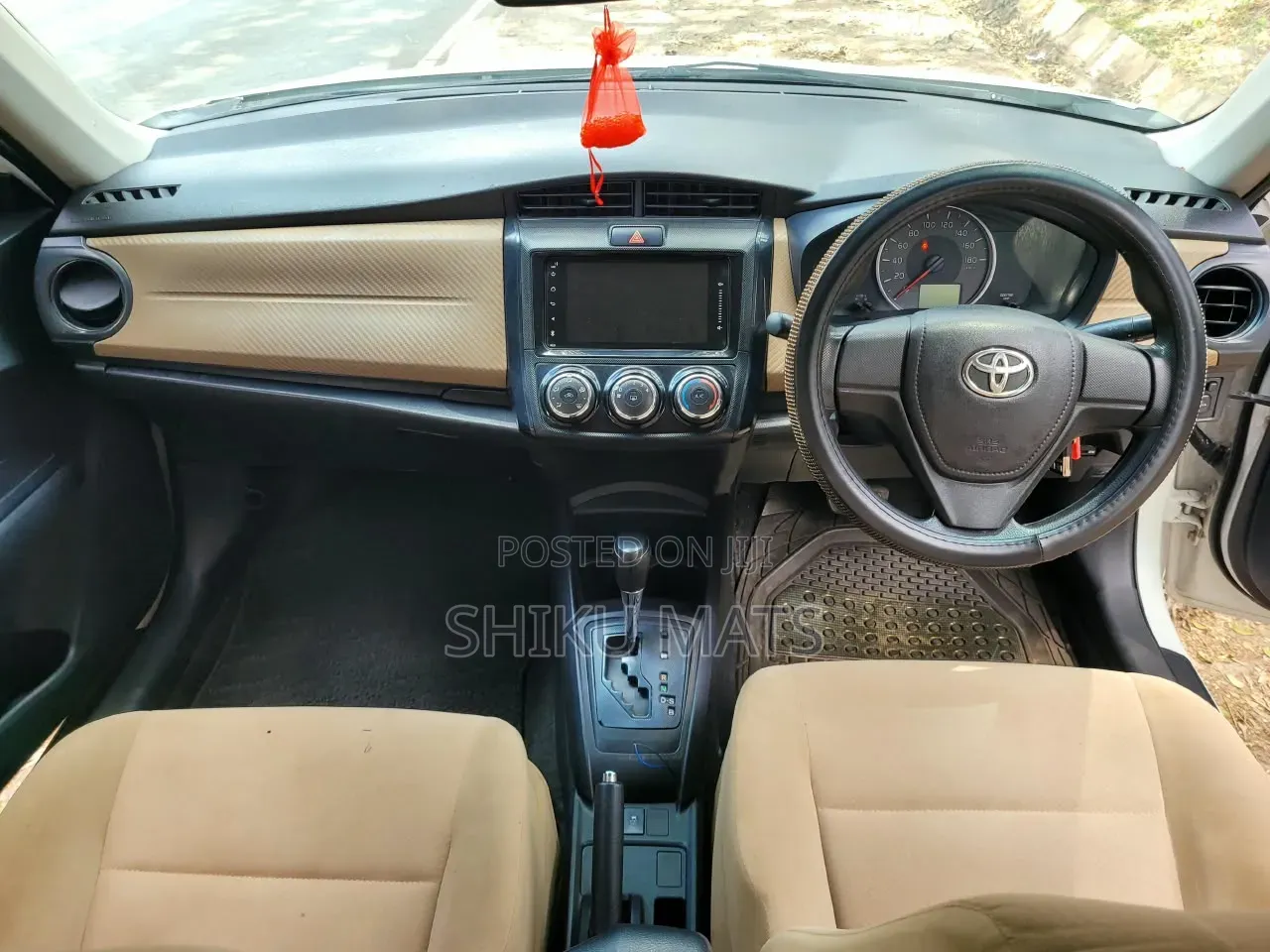 Toyota Axio 2015 Pearl