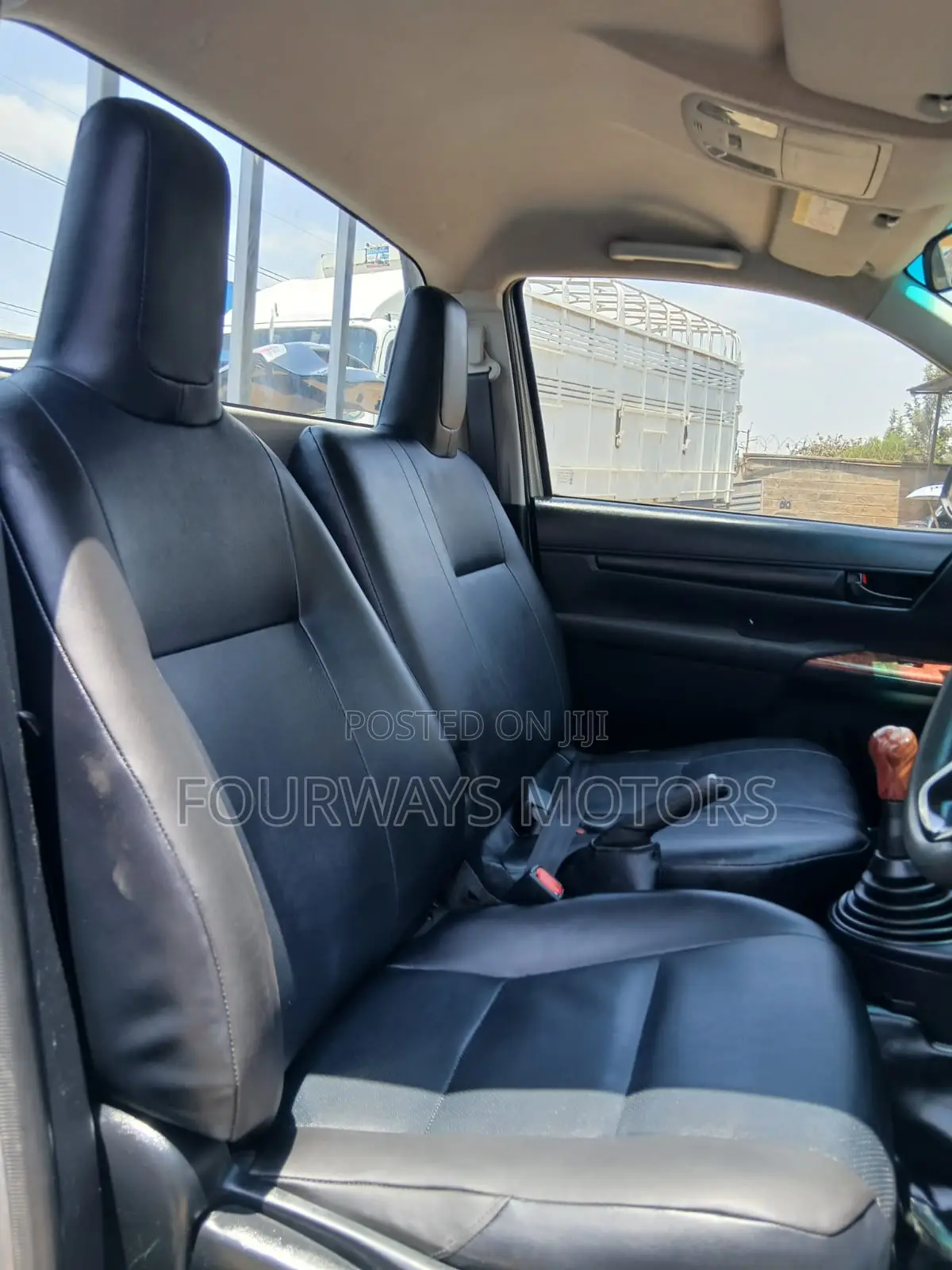 Toyota Hilux 2018 Gray