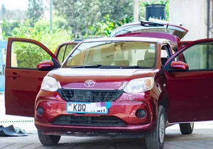 Toyota Passo 2017 Red
