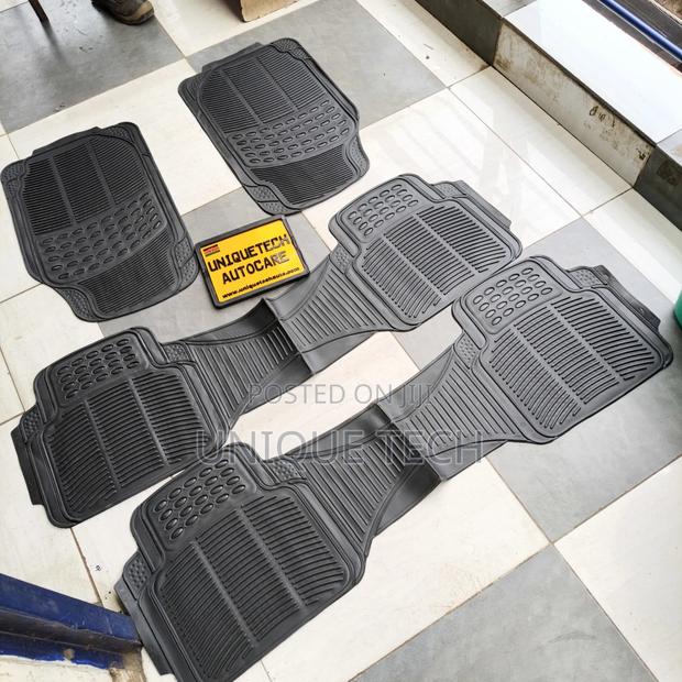 Toyota Noah Voxy 7 Seater Rubber Floor Mats
