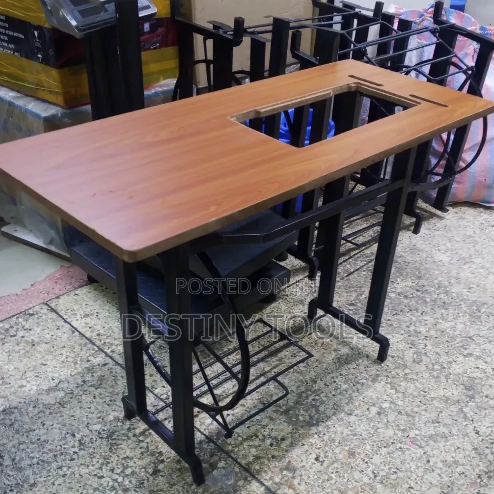 Sewing Table/Sewing Table Machine