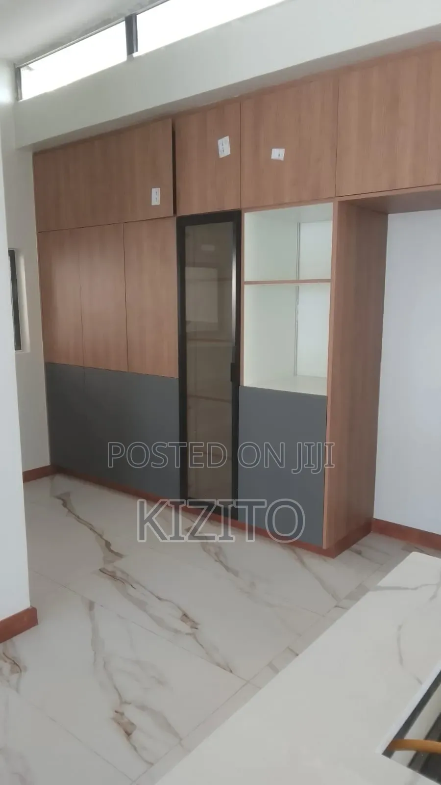 Vanity  and Kitchen Cabinet  Fitting