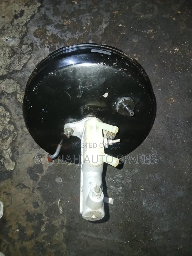 Toyota Voxy Old Model Brake Master Cylinder and Booster Complete - main view