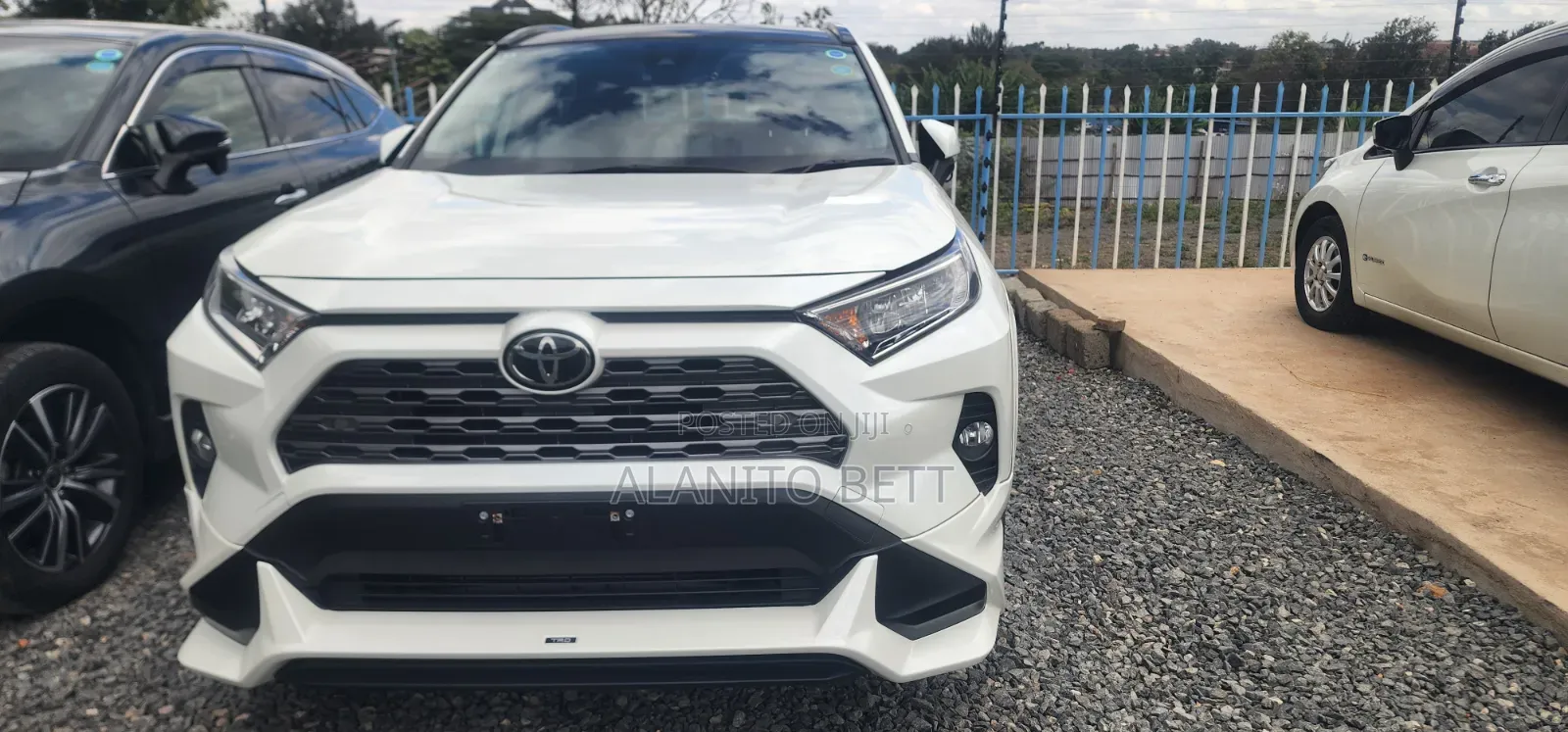 Toyota RAV4 TRD Off Road AWD 2020 White