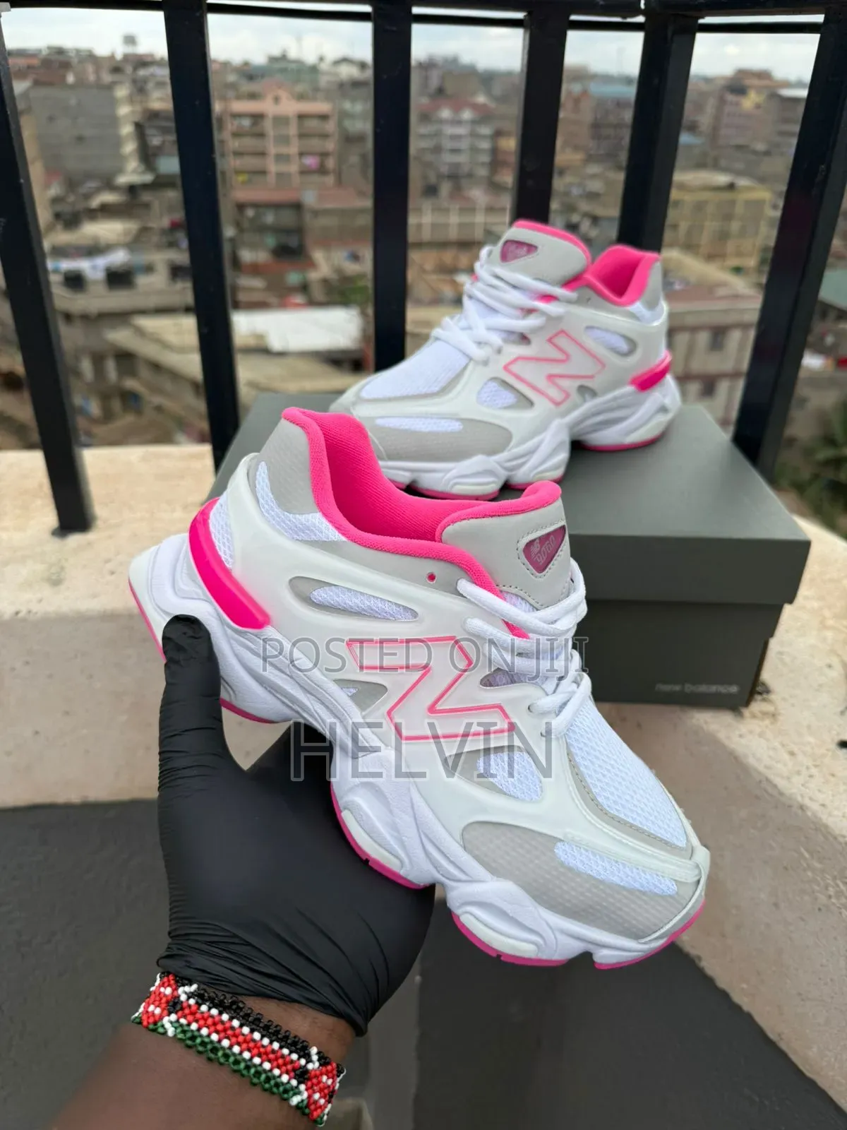 New Balance 2000