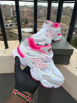 New Balance 2000